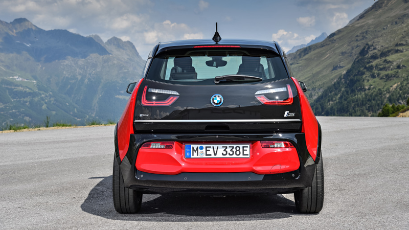Illustration for article titled 2018 BMW i3s: Look What You Made BMW Do